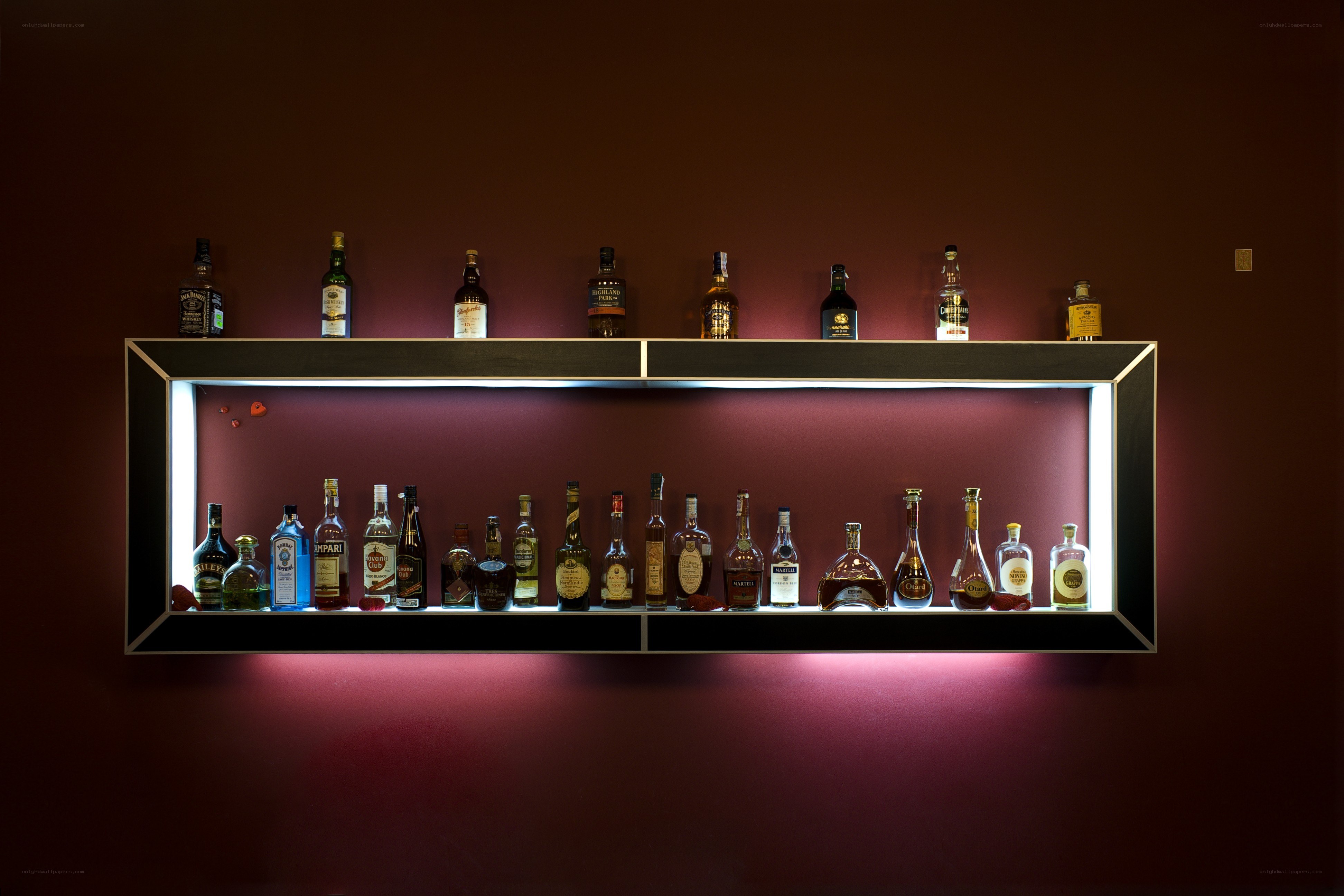 illuminated liquor shelf display
