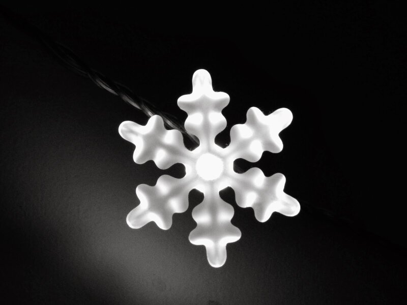 Illuminated Snowflake Light
