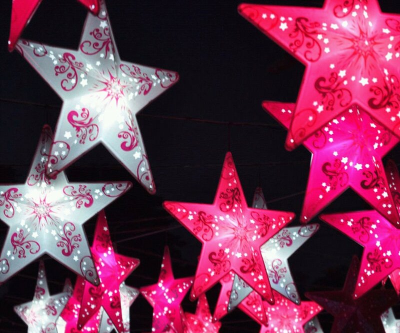 Illuminated Star Lanterns — Red