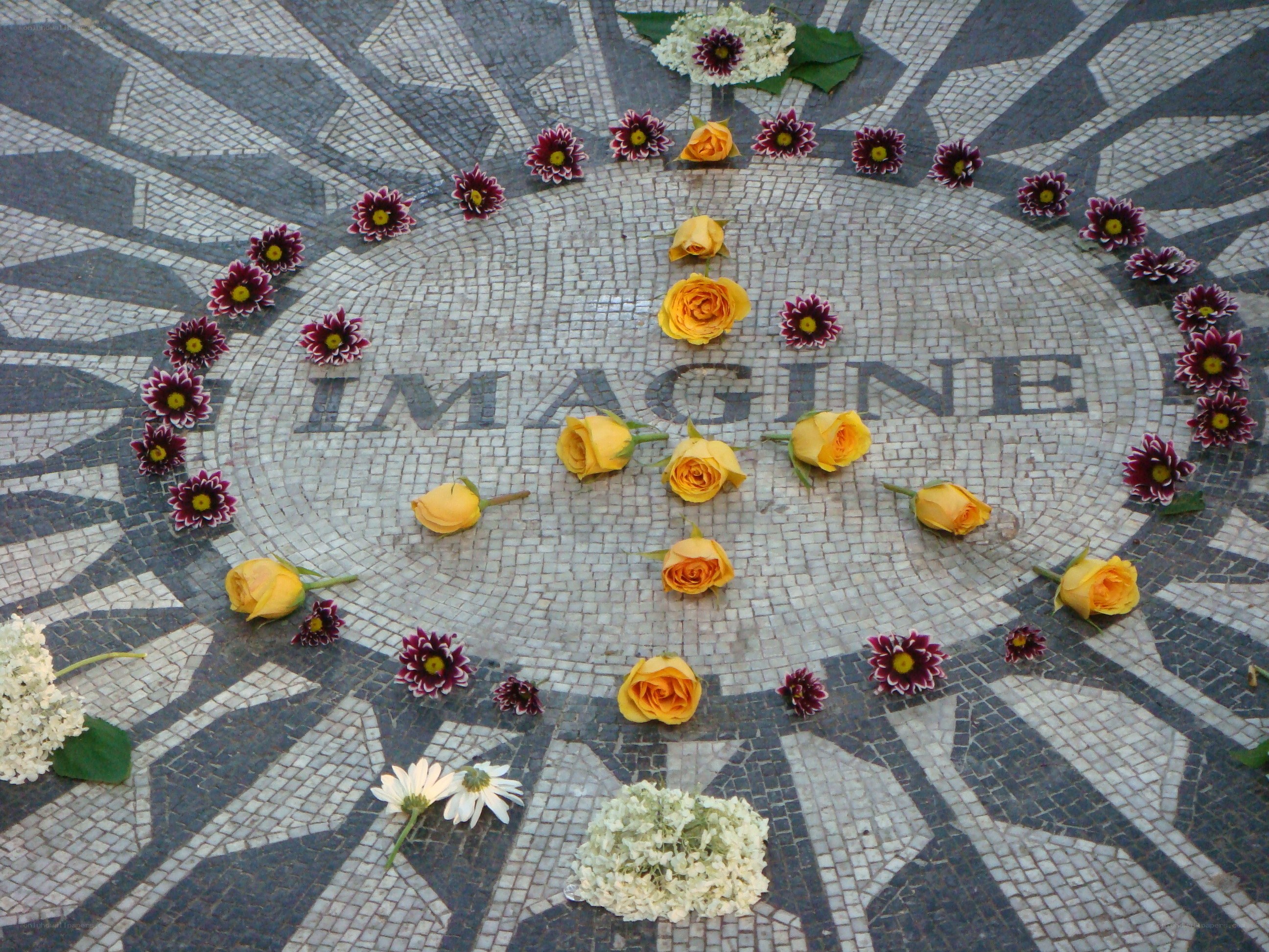 Imagine mosaic with flowers