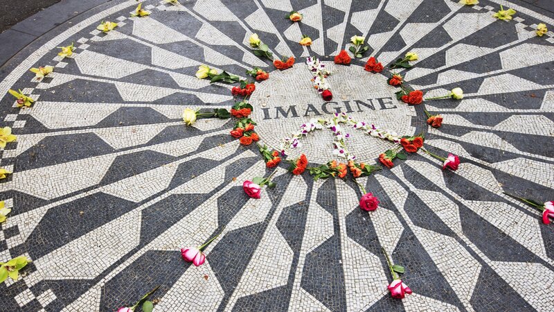 Imagine mosaic with flowers