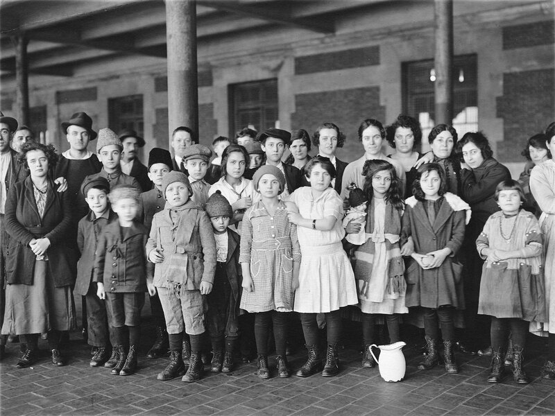 Immigrant family at Ellis Island