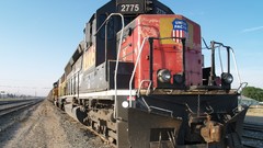 2006 locomotives trains Union Pacific