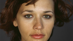 Actress Rashida Jones faces