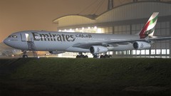 Aircraft aviation airliners Airbus A340