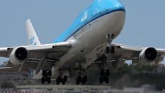 Aircraft boeing 747-400 airliners