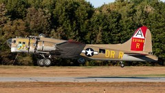 Aircraft bomber Warbird B-17