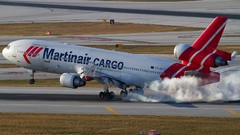 Aircraft cargo aircrafts MD-11