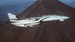 Aircraft military planes