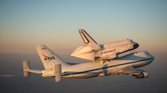 Aircraft NASA Space Shuttle Endeavour