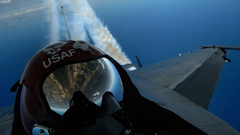 Aircraft pilot f-16 fighting