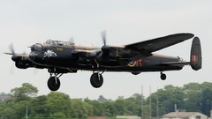 Aircraft vintage airplanes bomber