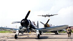 airplane Republic P-47 Thunderbolt Boeing B-17 Flying Fortress