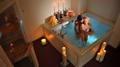 Alcohol bathtubs couple romantic