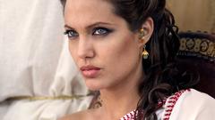 Angelina Jolie