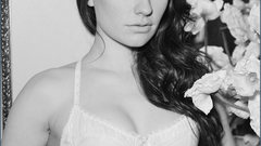 Anna paquin monochrome