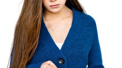 Apples rings coat Actress brown eyes brunettes hailee steinfeld 