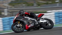 Aprilia motorbikes Aprilia RSV4 Aprilia RSV4 Factory APRC