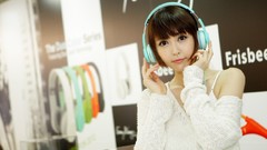 Asians models bob cut Kang Yui