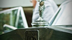 Aston Martin retro motor