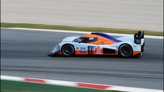 Aston martin vehicles racing