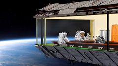 Astronauts parody Nighthawks At