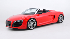 Audi Simple Background side