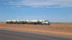 Australia trucks Road train Heavy machinary mack Titan 610