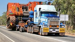 Australia trucks Road train Heavy machinary mack Titan 610