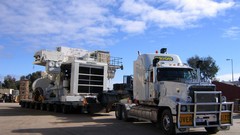 Australia trucks Road train Heavy machinary mack Titan 610