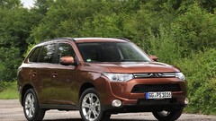 Auto 4x4 Mitsubishi Outlander