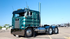 Auto cars trucks vehicles Kenworth