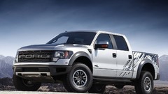 Auto Ford raptor 4x4 svt
