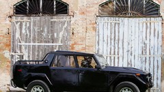 Auto Lamborghini Lamborghini LM002