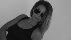 Aviators woman black and