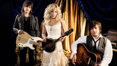 Band woman curtains blondes the band perry white dress kimberly 