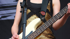 Bass Charlotte Cooper P-Bass