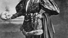 Bernhardt Hamlet high