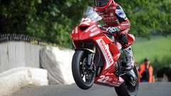 Biker jump jamesh race