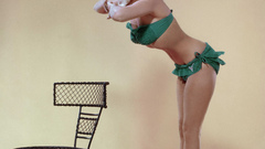 Bikini pinups Jayne Mansfield