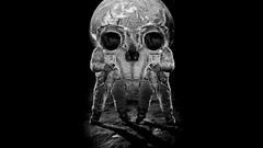Black and white astronauts skulls mirror effect
