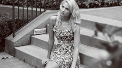 Black and white woman blondes berit birkeland