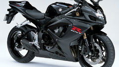 Black motorcycle Suzuki walls 600 gsxr itt