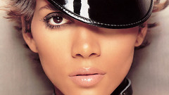 Black people Halle Berry