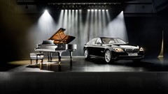 Black piano BMW scenario 760li