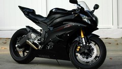 Black Sports yamaha r6 motorbikes