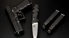 Black weapons Knives benchmade glock