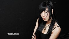 Black woman crop asians Korean Hwang Mi Hee cami