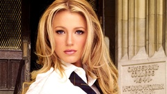 Blake lively Serena van
