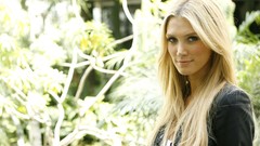 Blondes delta goodrem singers